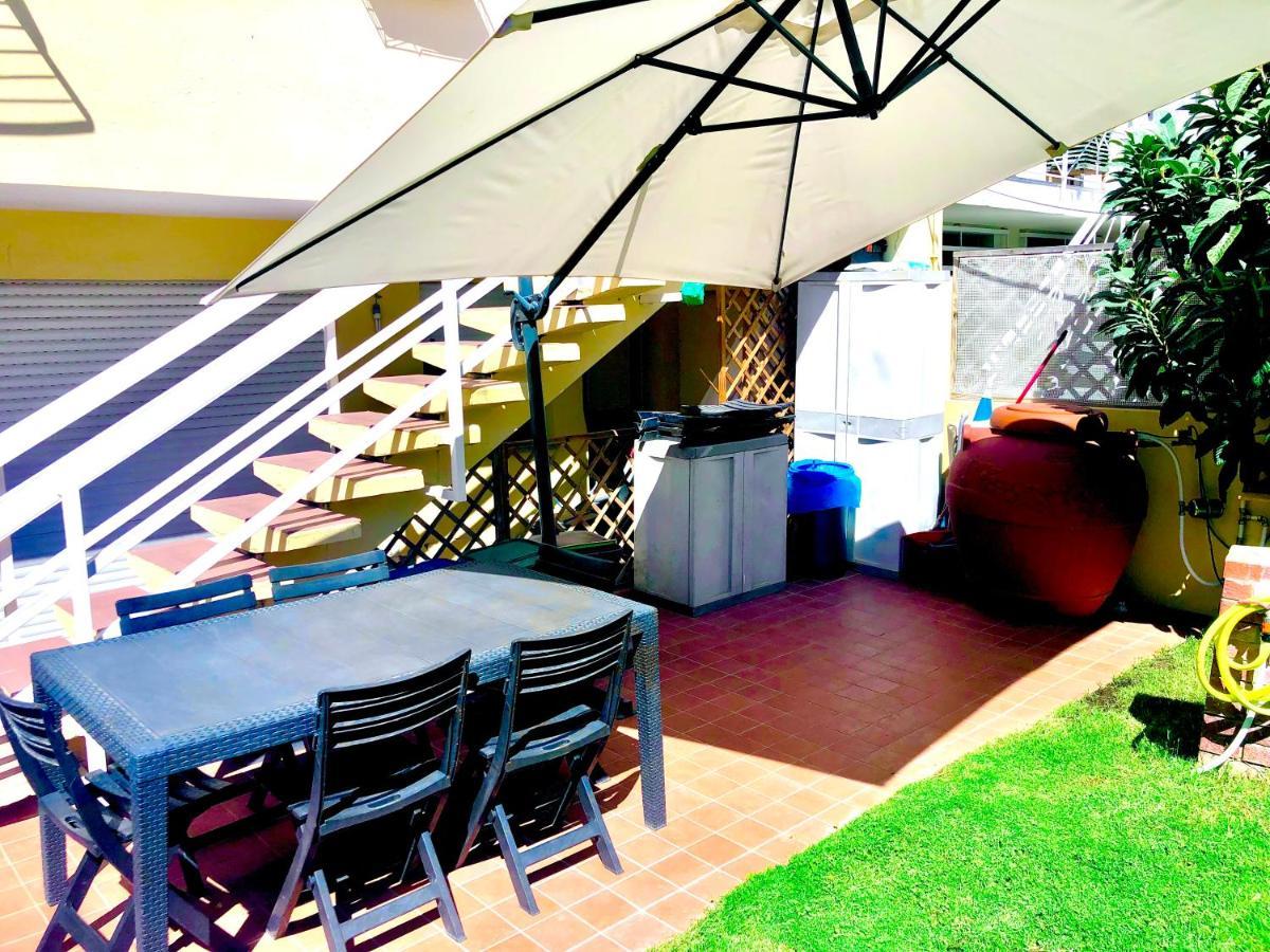 Villa Poetto Beach By Home And Experience , Cagliari, Poetto Buitenkant foto