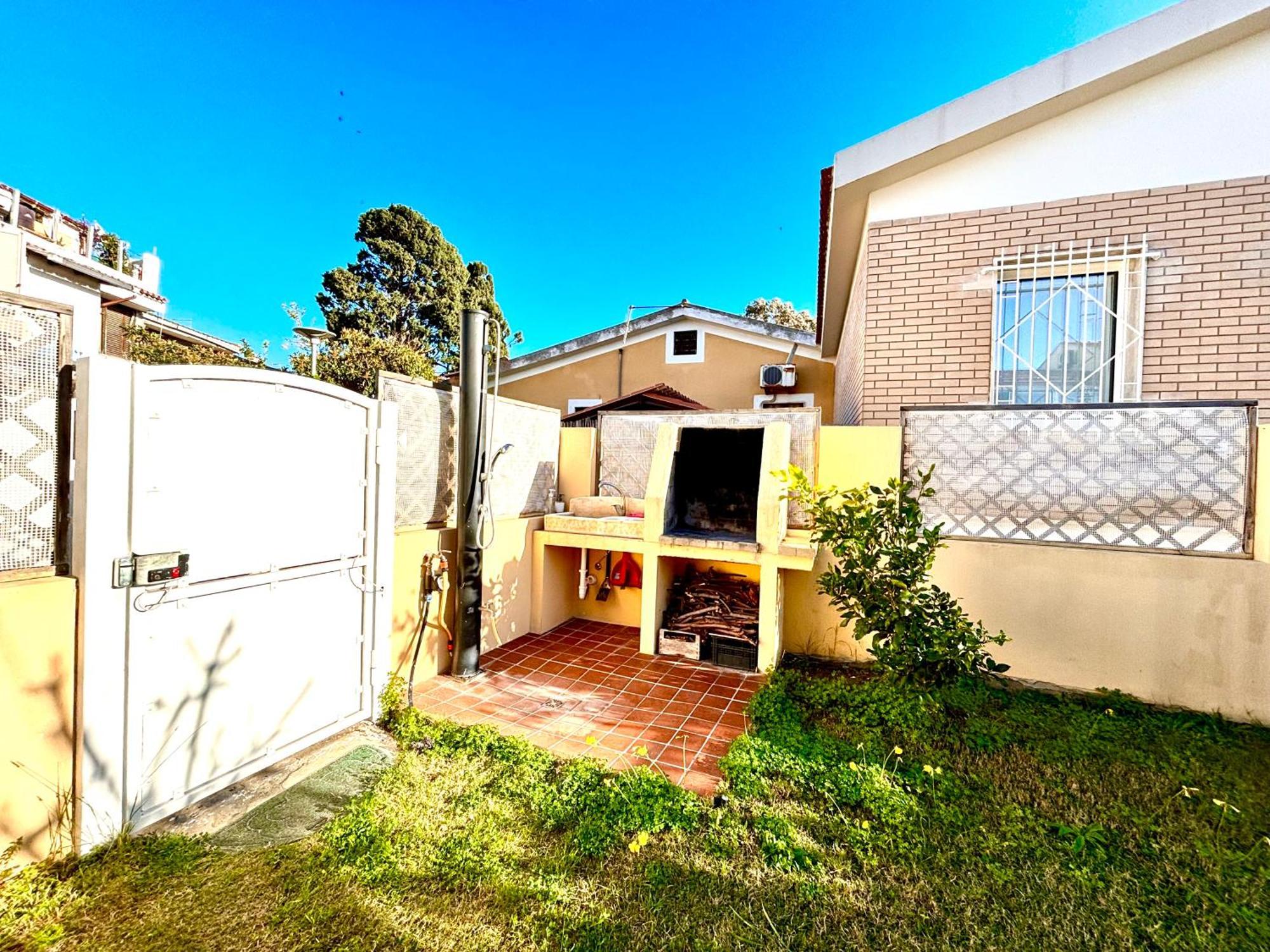 Villa Poetto Beach By Home And Experience , Cagliari, Poetto Buitenkant foto